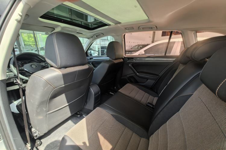 Used Volkswagen C-TREK 2018 1.5L Automatic Comfort Model Interior 4