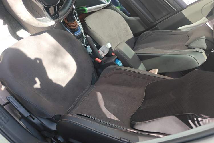 Used Volkswagen C-TREK 2018 230TSI DSG Comfort Model Left Front Seat