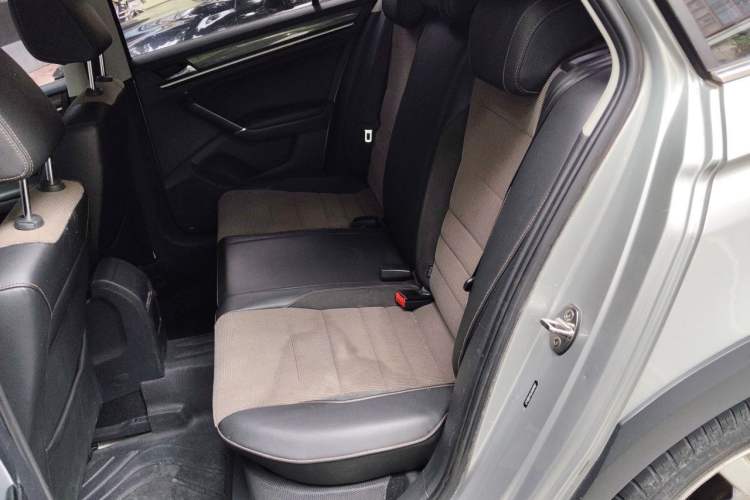 Used Volkswagen C-TREK 2018 230TSI DSG Comfort Model Left Rear Seat