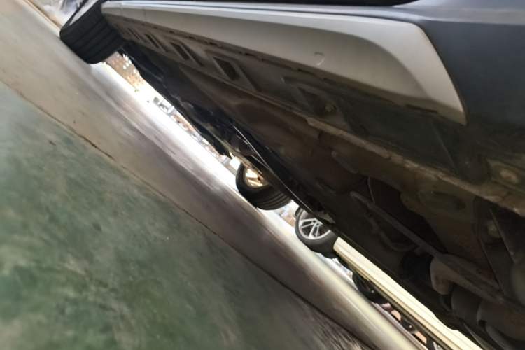 Used Volkswagen C-TREK 2018 1.5L Automatic Comfort Model Left Side Sill