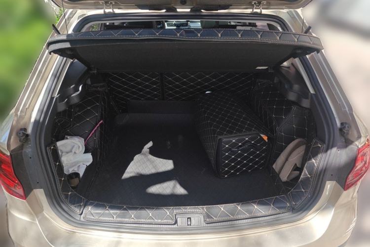 Used Volkswagen C-TREK 2018 230TSI DSG Comfort Model Trunk