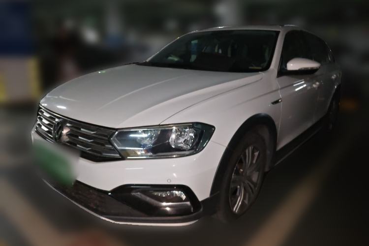 Used Volkswagen C-TREK 2018 1.5L Automatic Luxury Edition Guazi used car, China used car export, Used car for sale, Used cars, Cheapest cars for sale