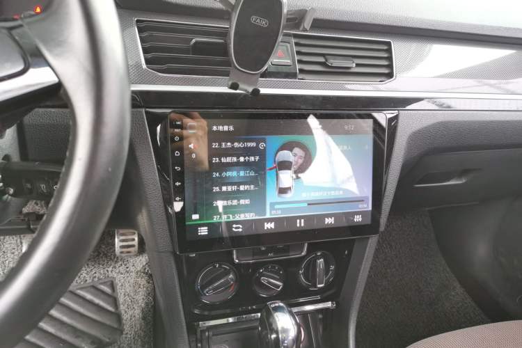 Used Volkswagen C-TREK 2018 230TSI DSG Comfort Model Audio And AC Panel