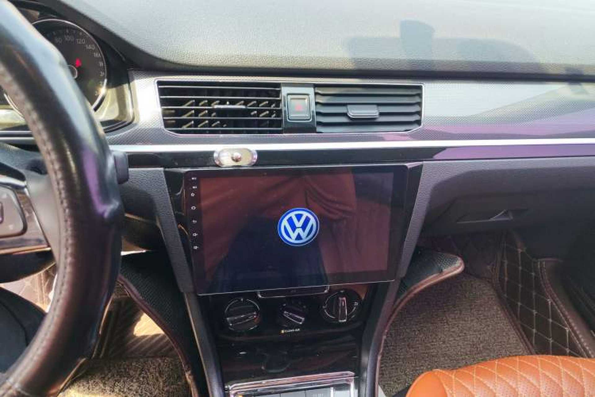 Used Volkswagen C-TREK 2018 1.5L Manual Comfort Model Audio And AC Panel