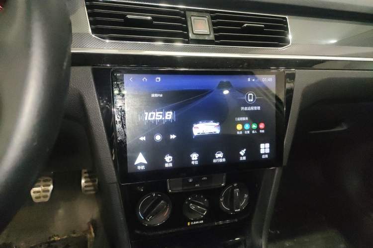 Used Volkswagen C-TREK 2018 1.5L Manual Comfort Model Audio And AC Panel