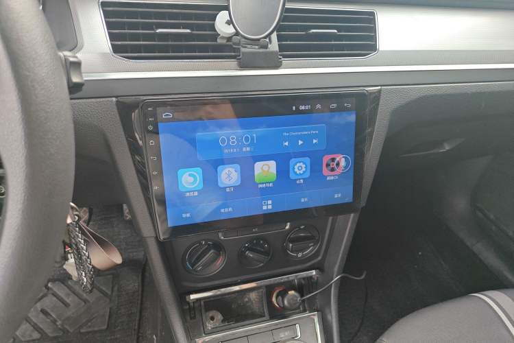 Used Volkswagen C-TREK 2018 1.5L Manual Fashion Model Audio And AC Panel