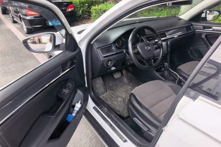 Used Volkswagen C-TREK 2018 230TSI DSG Comfort Model Driver Seat