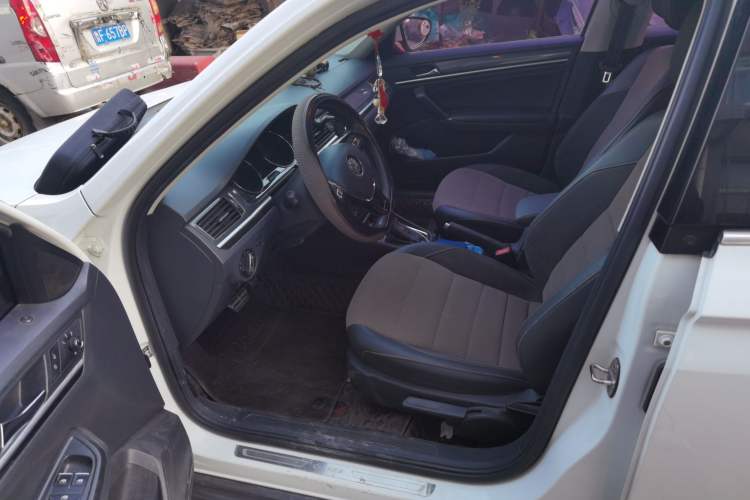 Used Volkswagen C-TREK 2018 230TSI DSG Comfort Model Driver Seat