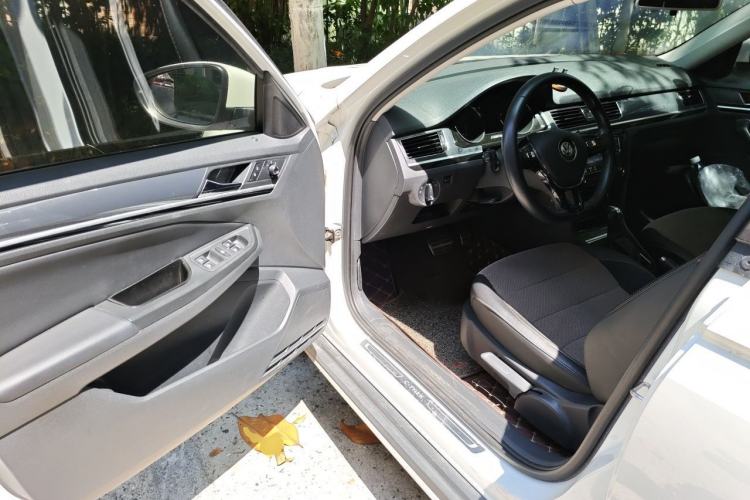 Used Volkswagen C-TREK 2018 1.5L Automatic Comfort Model Driver Seat