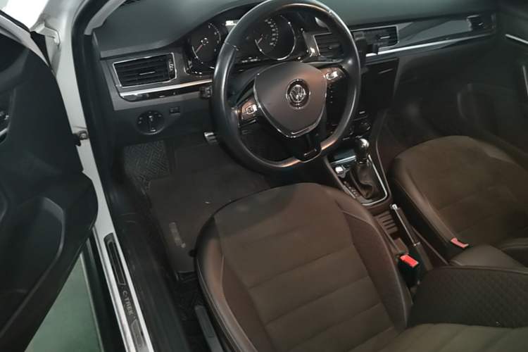 Used Volkswagen C-TREK 2018 230TSI DSG Luxury Version Driver Seat
