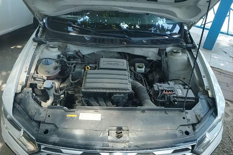 Used Volkswagen C-TREK 2018 1.5L Automatic Comfort Model Engine Bay