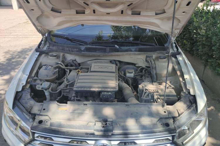 Used Volkswagen C-TREK 2018 1.5L Manual Comfort Model Engine Bay