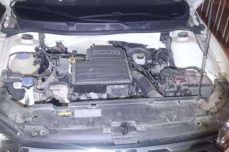 Used Volkswagen C-TREK 2018 1.5L Automatic Comfort Model Engine Bay