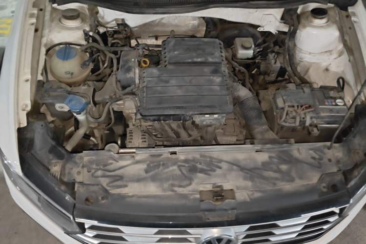 Used Volkswagen C-TREK 2018 1.5L Manual Comfort Model Engine Bay