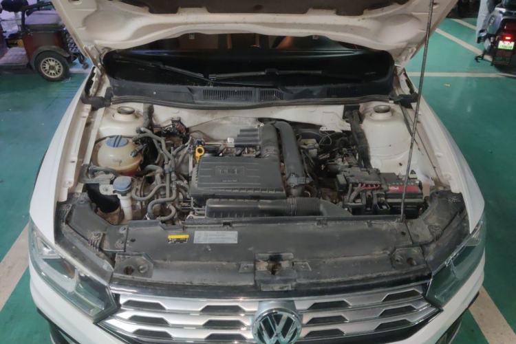 Used Volkswagen C-TREK 2018 230TSI DSG Comfort Model Engine Bay