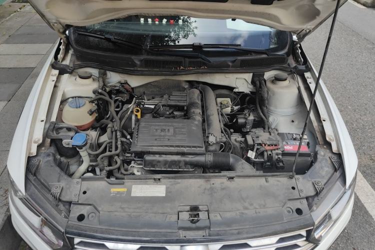 Used Volkswagen C-TREK 2018 230TSI DSG Comfort Model Engine Bay