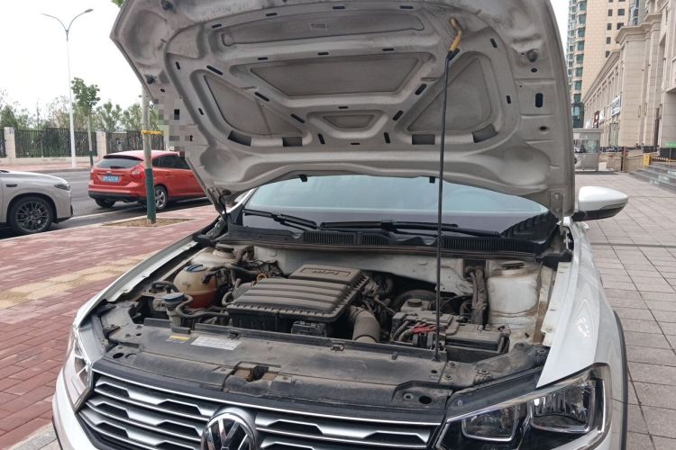 Used Volkswagen C-TREK 2018 1.5L Manual Comfort Model Engine Bay