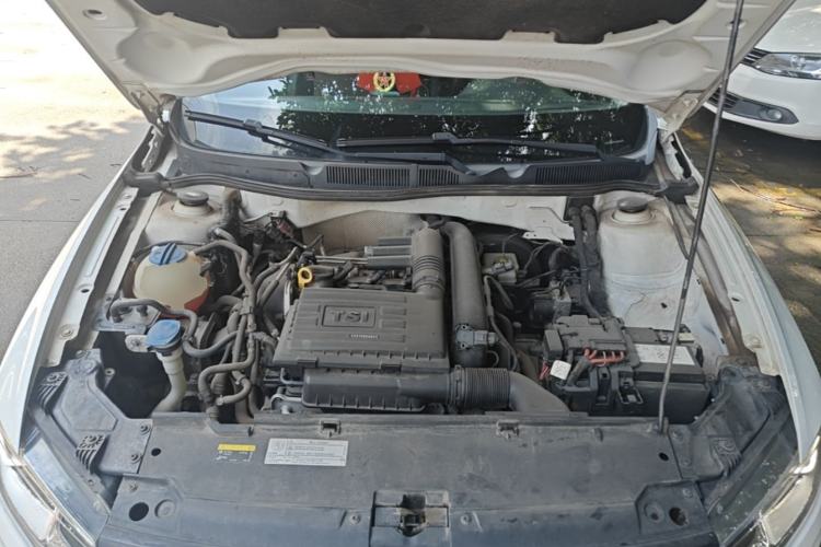 Used Volkswagen C-TREK 2018 230TSI DSG Comfort Model Engine Bay