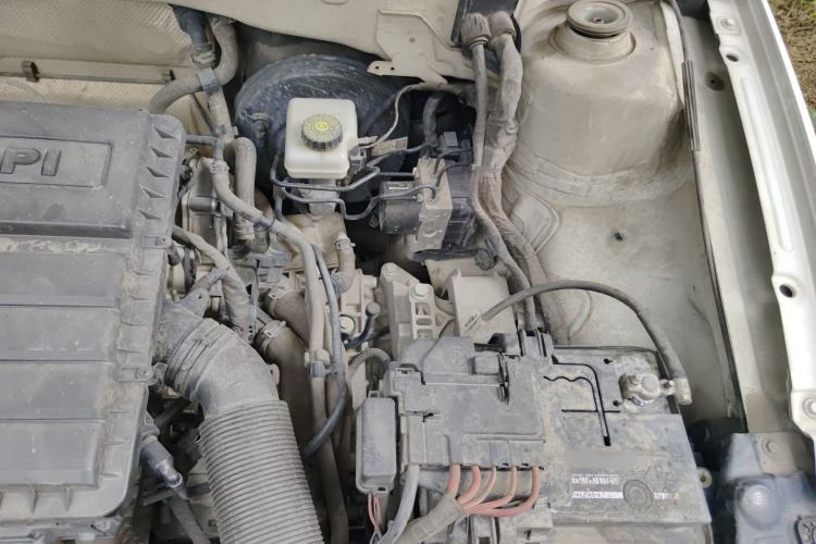 Used Volkswagen C-TREK 2018 1.5L Automatic Comfort Model Engine Bay Left