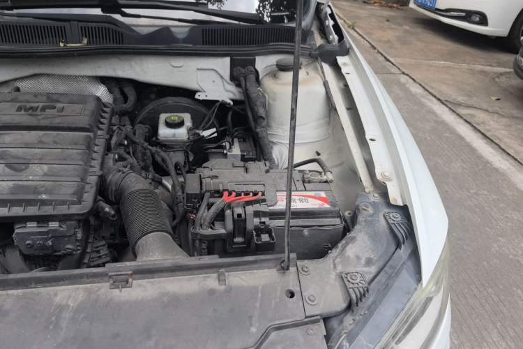 Used Volkswagen C-TREK 2018 1.5L Automatic Comfort Model Engine Bay Left