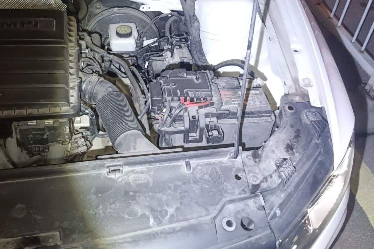 Used Volkswagen C-TREK 2018 1.5L Automatic Comfort Model Engine Bay Left