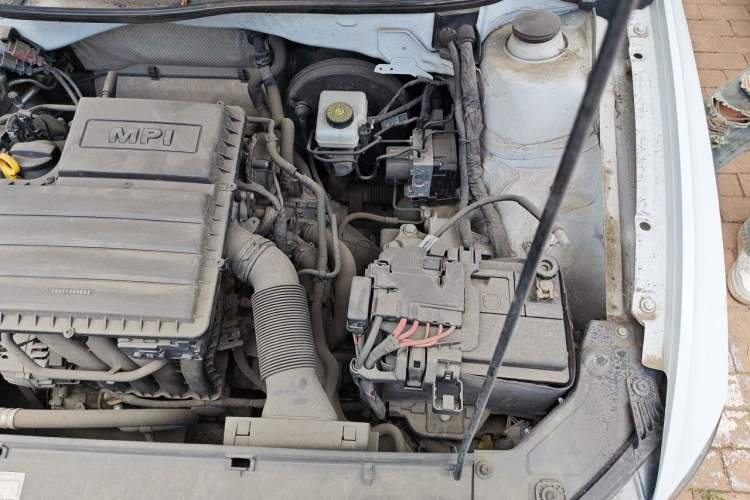 Used Volkswagen C-TREK 2018 1.5L Manual Comfort Model Engine Bay Left