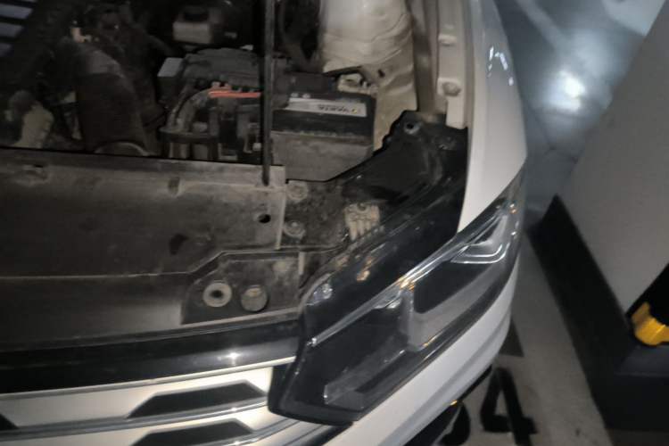 Used Volkswagen C-TREK 2018 1.5L Automatic Comfort Model Engine Bay Left