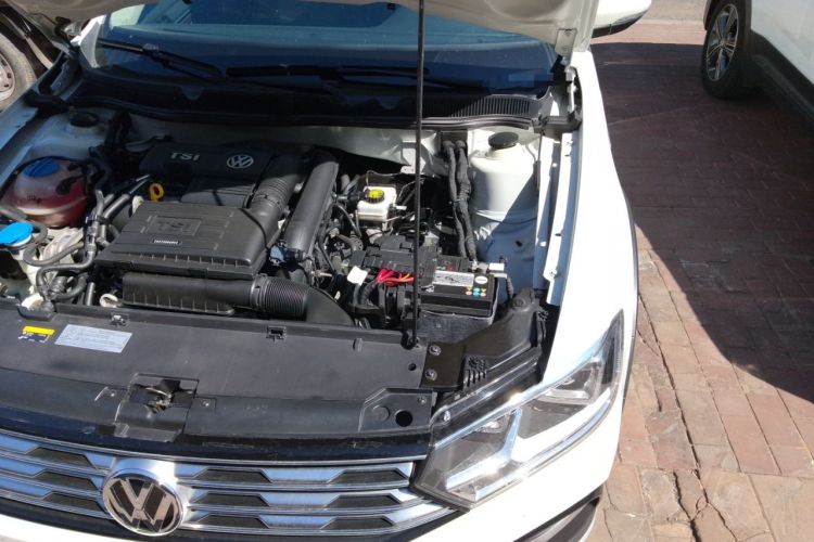 Used Volkswagen C-TREK 2018 230TSI DSG Comfort Model Engine Bay Left