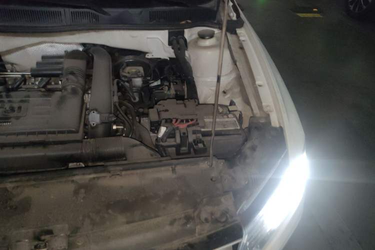 Used Volkswagen C-TREK 2018 230TSI DSG Comfort Model Engine Bay Left