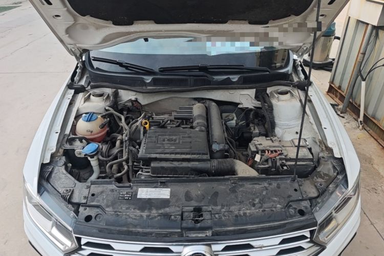 Used Volkswagen C-TREK 2018 230TSI DSG Luxury Version Engine Bay