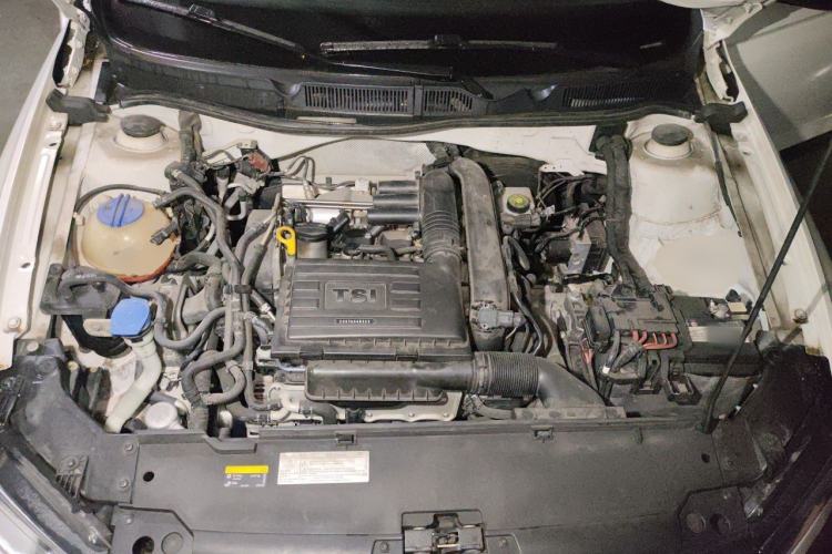 Used Volkswagen C-TREK 2018 230TSI DSG Comfort Model Engine Bay