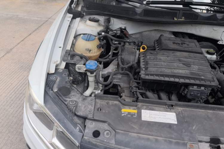 Used Volkswagen C-TREK 2018 1.5L Automatic Comfort Model Engine Bay Right