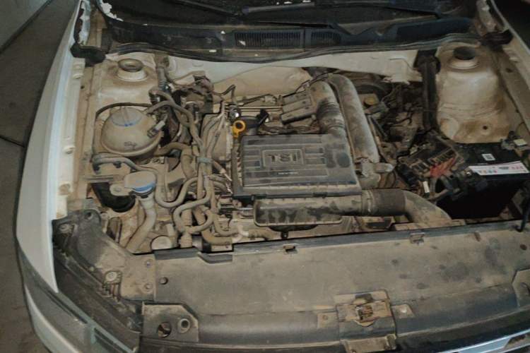 Used Volkswagen C-TREK 2018 230TSI DSG Comfort Model Engine Bay Right