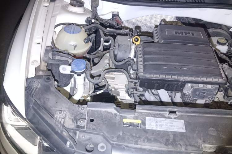 Used Volkswagen C-TREK 2018 1.5L Automatic Comfort Model Engine Bay Right