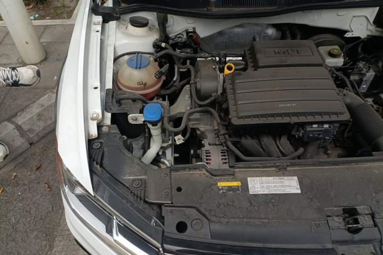 Used Volkswagen C-TREK 2018 1.5L Automatic Comfort Model Engine Bay Right