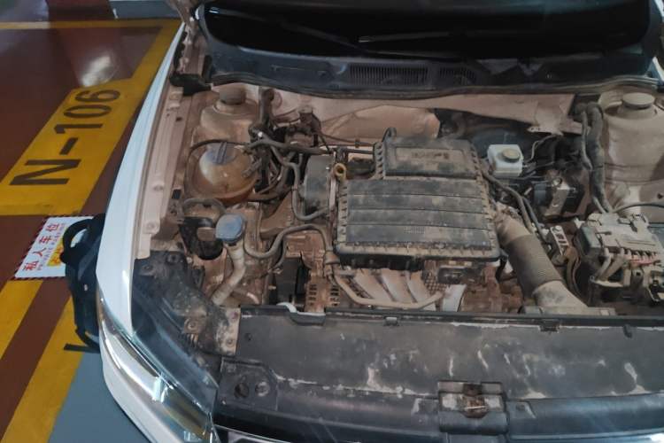 Used Volkswagen C-TREK 2018 1.5L Automatic Comfort Model Engine Bay Right