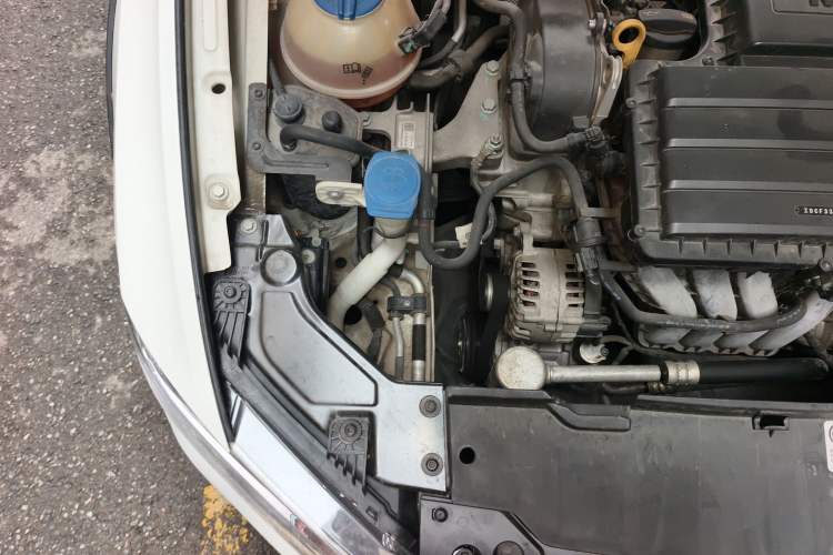 Used Volkswagen C-TREK 2018 1.5L Automatic Comfort Model Engine Bay Right