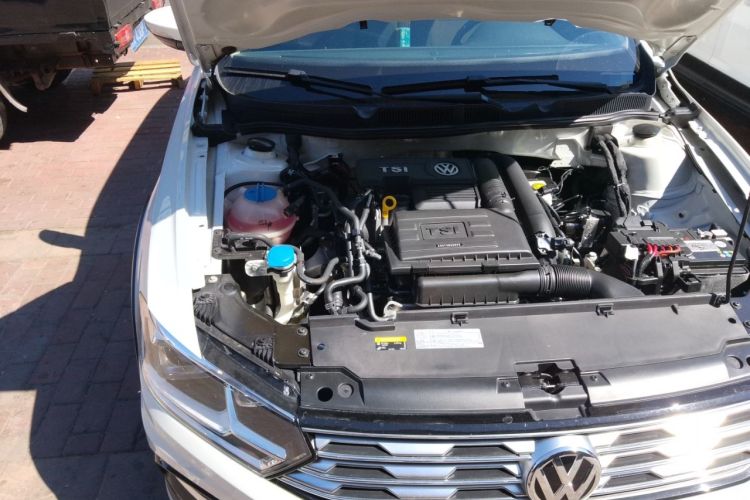 Used Volkswagen C-TREK 2018 230TSI DSG Comfort Model Engine Bay Right