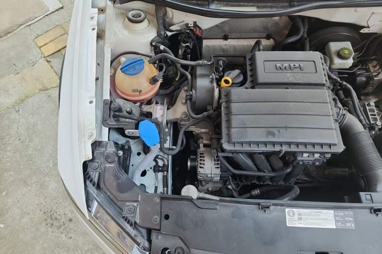 Used Volkswagen C-TREK 2018 1.5L Automatic Comfort Model Engine Bay Right