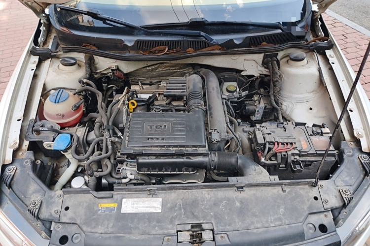 Used Volkswagen C-TREK 2018 230TSI DSG Comfort Model Engine Bay