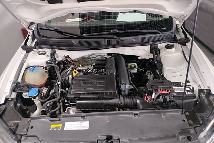 Used Volkswagen C-TREK 2018 230TSI DSG Comfort Model Engine Bay