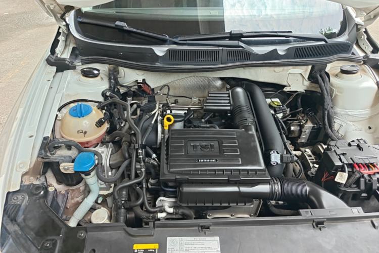 Used Volkswagen C-TREK 2018 230TSI DSG Comfort Model Engine Bay