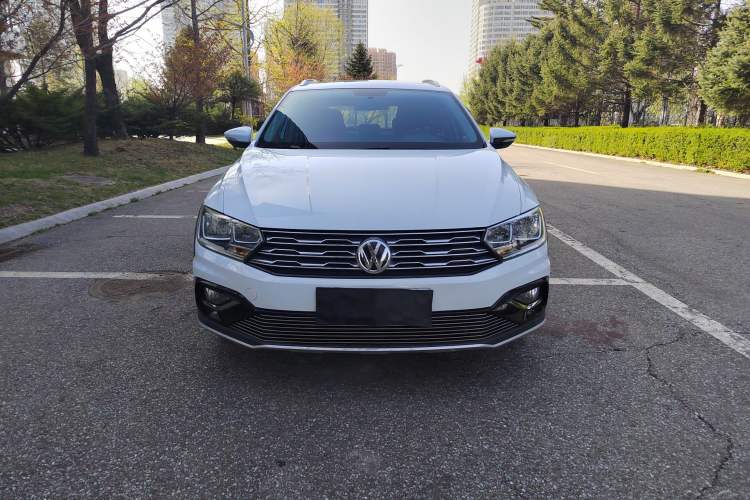 Used Volkswagen C-TREK 2018 1.5L Automatic Comfort Model Exterior 1