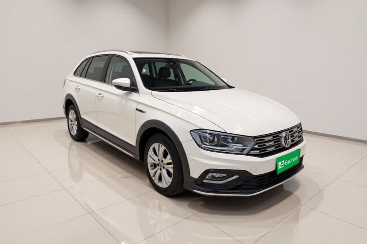 Used Volkswagen C-TREK 2018 230TSI DSG Comfort Model Exterior 2