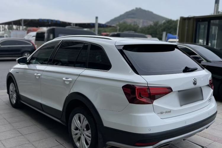 Used Volkswagen C-TREK 2018 230TSI DSG Comfort Model Exterior 2