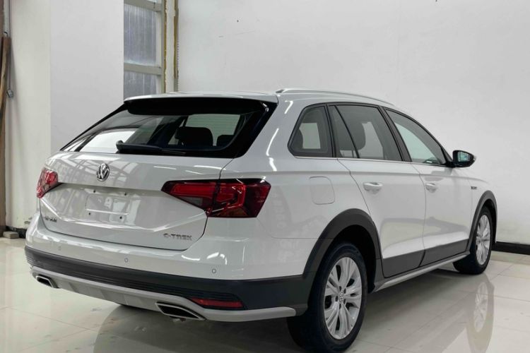 Used Volkswagen C-TREK 2018 1.5L Automatic Comfort Model Exterior 2