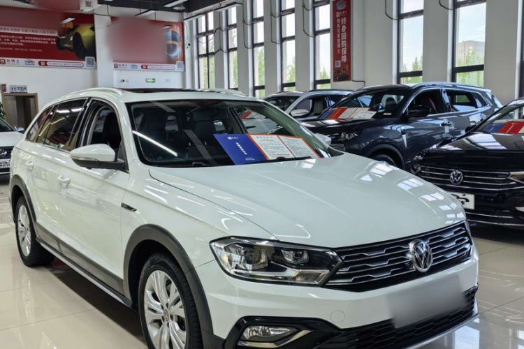 Used Volkswagen C-TREK 2018 230TSI DSG Comfort Model Exterior 2