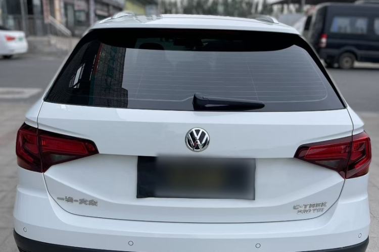 Used Volkswagen C-TREK 2018 230TSI DSG Comfort Model Exterior 3