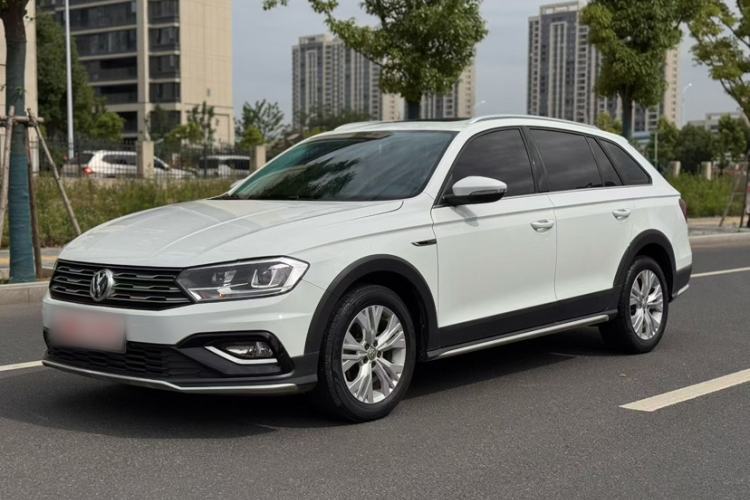 Used Volkswagen C-TREK 2018 1.5L Automatic Comfort Model Exterior 3