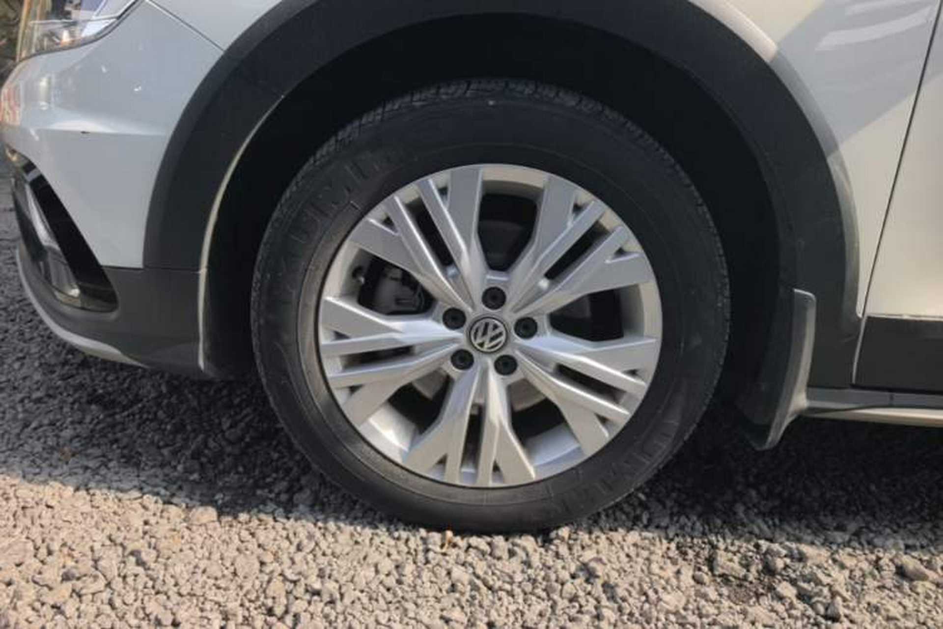Used Volkswagen C-TREK 2018 230TSI DSG Comfort Model Exterior 4